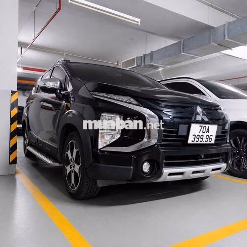 Mitsubishi Xpander Cross 2022 Đen 110.000 km
