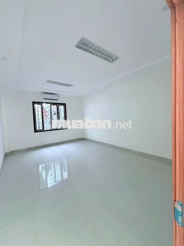 Nhà Nguyên Căn Trần Thánh Tông 3 Tầng, 5PN Rộng Rãi | Gần Biển