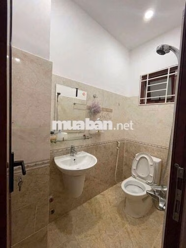 CHO THUÊ NHÀ CHINH CHỦ 4PN 4WC 10TRIEU 