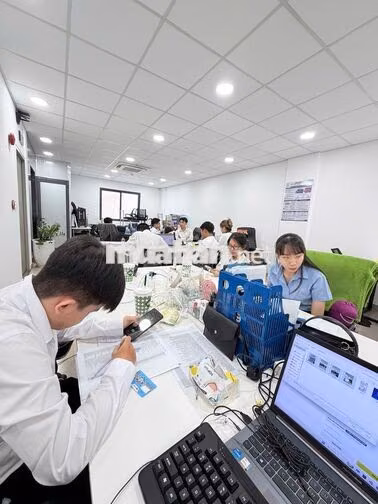 TUYỂN NHÂN VIÊN KINH DOANH ở Quận 11 -có Part time