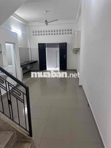 Cho thuê nhà nguyên căn mặt tiền Nguyễn Thái Bình- Tân Bình