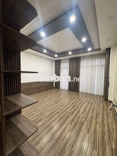 cho Thuê shophouse mặt tiền Hoàng Thị Loan 