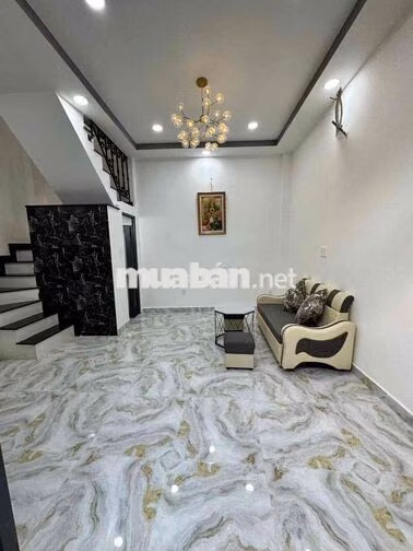 NNC 1 trệt 1 lầu 1 PN 2wc có nội thất Nơ Trang Long