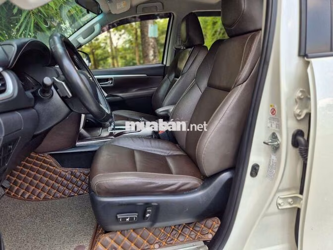 Toyota Fortuner 2020 Máy dầu số tự động