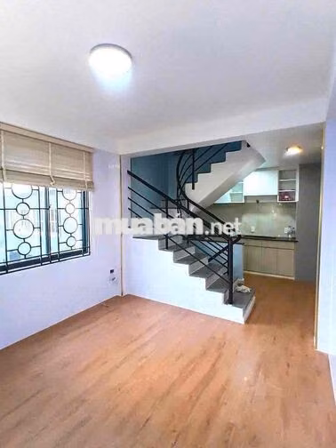 cần cho thuê nhà ngay ngã tư hàng xanh đường xô viết nghệ tĩnh