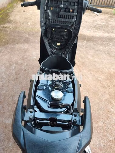 Honda Blade 2018 Đen Vàng Đồng 19935 km