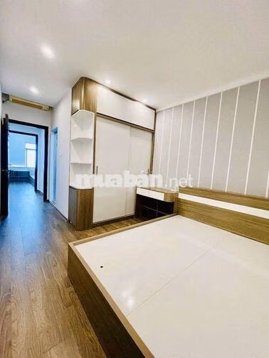 Chính chủ bán gấp căn hộ CT9 Định Công Hoàng Mai 70m2 Sổ lâu dài