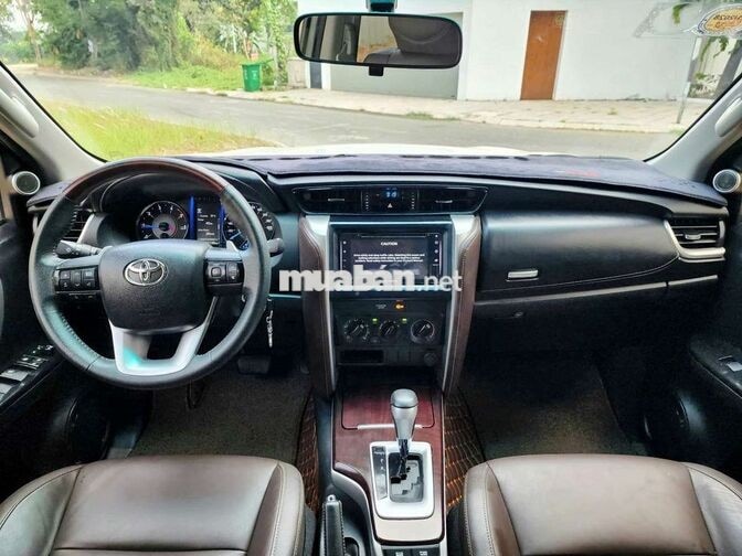 Toyota Fortuner 2020 Máy dầu số tự động