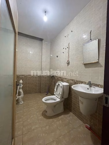 LK 2 ô tô tránh, hợp làm văn phòng kết hợp ở, 70m2 x 4T, MT 5m, 17 tr