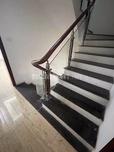 LK 2 ô tô tránh, hợp làm văn phòng kết hợp ở, 70m2 x 4T, MT 5m, 17 tr