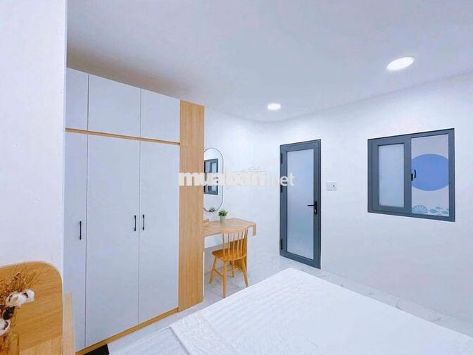 CHO THUÊ CĂN HỘ CAO CẤP 3PN Ở NGUYỄN XÍ - GẦN CÁC TRƯỜNG ĐH LỚN
