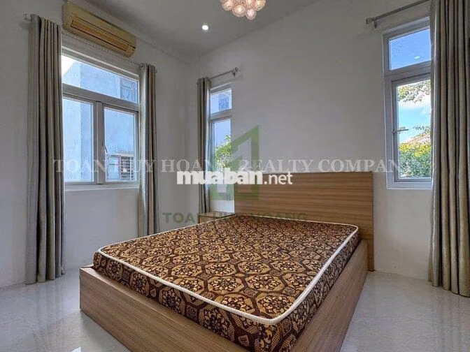 Cho thuê biệt thự khu Phúc Lộc Viên