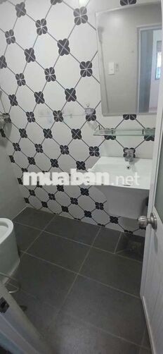 NHÀ 3PN, 3WC, SD 98m2, ngay Hàng xanh, BT 