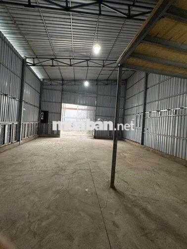 Kho 100m Xe Tải ra vào đường số 22 Linh Đông Thủ Đức, sẵn điện và nước