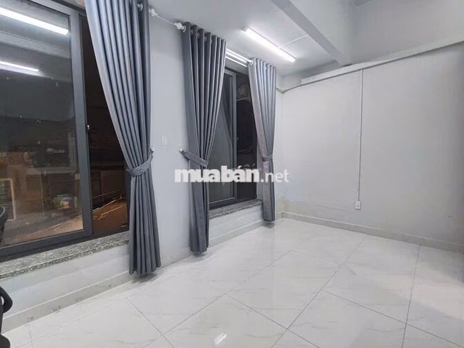 căn hộ 1pn nguyễn bỉnh khiêm hướng Hoàng sa gần cầu điện biên phủ 
