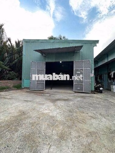 Kho 100m Xe Tải ra vào đường số 22 Linh Đông Thủ Đức, sẵn điện và nước