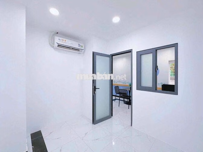 CHO THUÊ CĂN HỘ CAO CẤP 3PN Ở NGUYỄN XÍ - GẦN CÁC TRƯỜNG ĐH LỚN