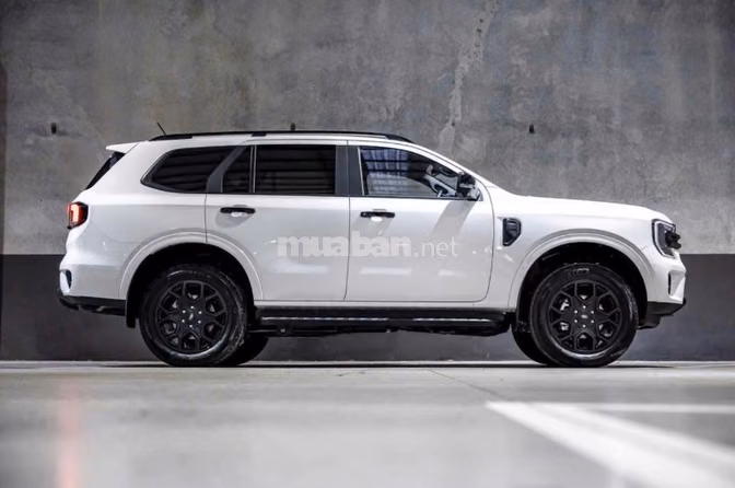 FORD EVEREST SPORT 2026 – SUV 7 CHỖ MẠNH MẼ, ĐẲNG CẤP, SẴN XE