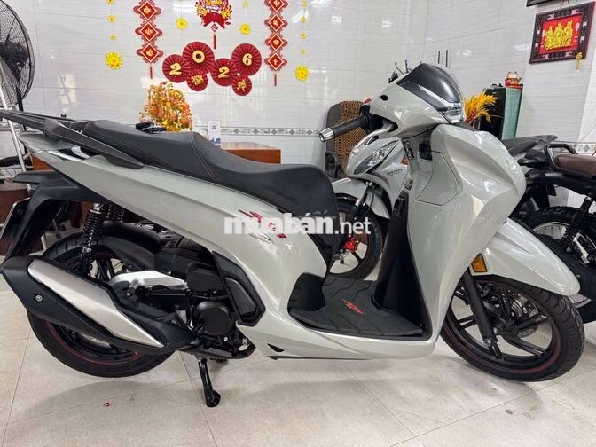 Honda SH 350i 2022(Máy Thái) Chạy 3.600Km Xe Lướt