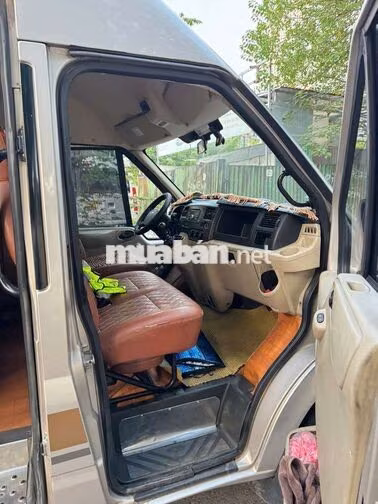 Ford Transit 2016 16 chỗ xe như mới