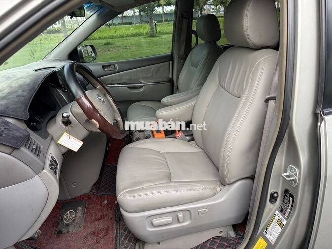 Toyota Sienna LE 2008 Tự động Bạc 7 chỗ