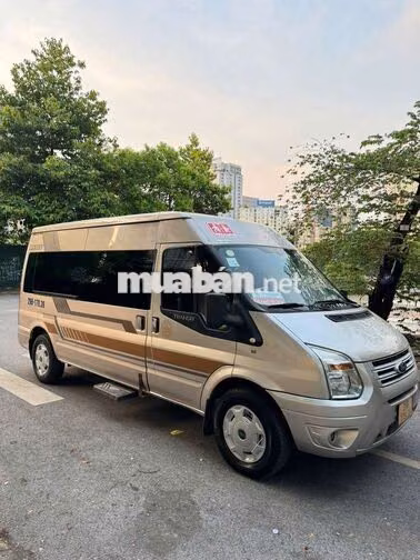Ford Transit 2016 16 chỗ xe như mới