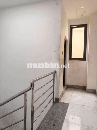 Cho thuê nhà Mặt tiền Hải Thượng Lãn Ông, Q5-4,2x20m-4 Tấm-4p4w