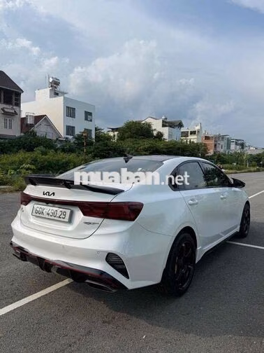 KIA Cerato 1.6 Turbo màu Trắng