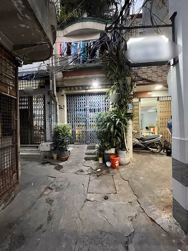 Nhà 1/ hẻm 3,5m gần HXH Ngô Gia Tự_3,6mx11m.NH_Nhà 2 tầng.Giá 6,7 tỷ