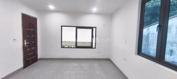 Cho thuê nhà mặt phố An Dương lô góc DT 60m,MT 6m giá 18 triệu