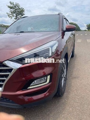 Hyundai Tucson 2020 2.0D đặc biệt Đỏ 120000km