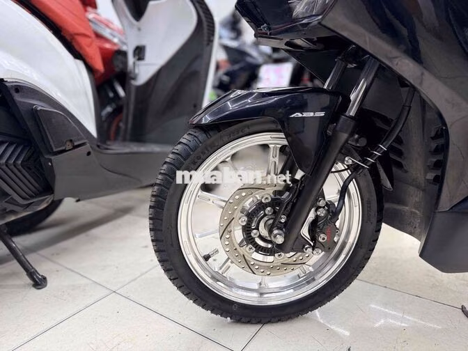 Honda Air Blade 150 ABS ,bstp 9chủ ,full đồ chơi