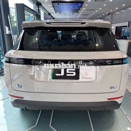 Jaecoo J5 BEV SUV thuần điện Đen