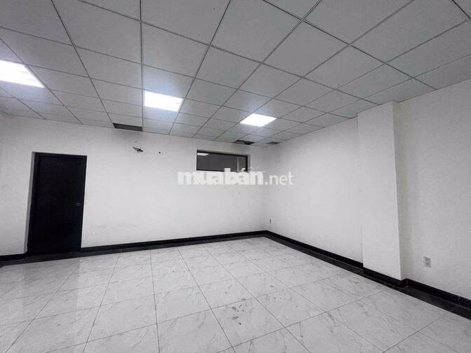 CHO THUÊ TOÀ NHÀ VĂN PHÒNG 220M2 CÓ THANG MÁY, HẦM VÀ PCCC