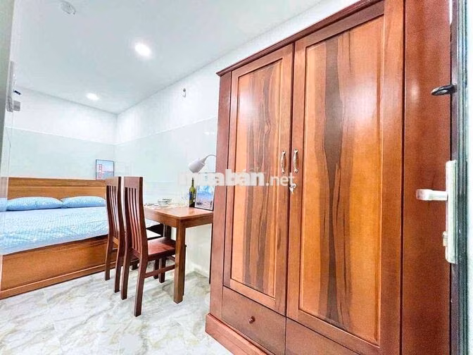 Trống sẵn phòng studio cửa sổ thang máy gần dh Sư phạm