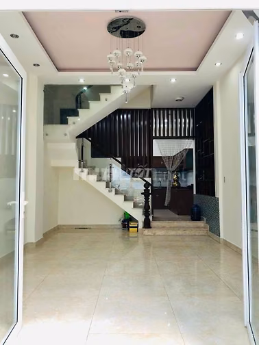 SANG NHƯỢNG GẤP NHÀ MẶT TIỀN PHÓ ĐỨC CHÍNH, QUẬN 1 (DT:5x15)-GIÁ5,07Tỷ