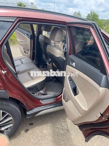 Hyundai Tucson 2020 2.0D đặc biệt Đỏ 120000km