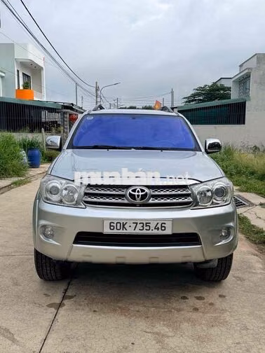 Toyota Fortuner 2009 Tự động Bạc