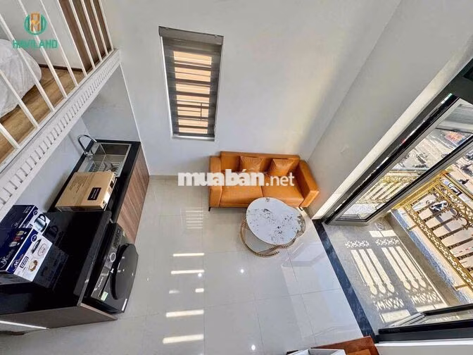 Duplex ban công rộng 35m2 ngay Hàng Xanh