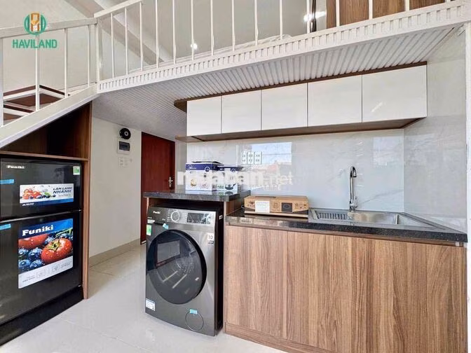 Duplex ban công rộng 35m2 ngay Hàng Xanh