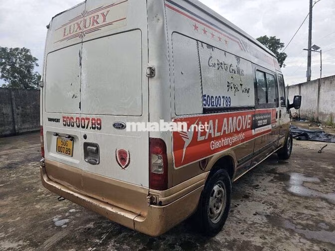Ford Van 2005 Trắng, Vàng đồng