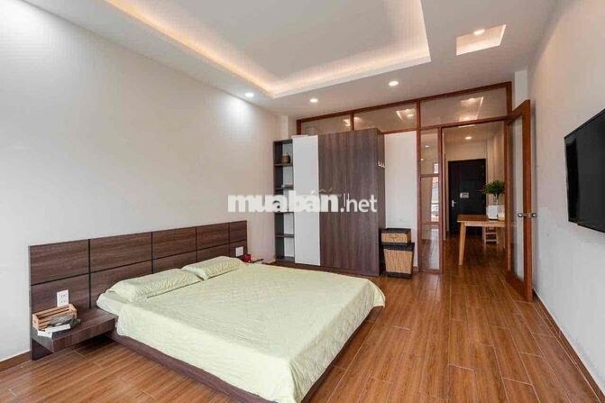 CHO THUÊ STUDIO BAN CÔNG ĐƯỜNG NGUYỄN CỬU VÂN NGAY GIÁP Q1