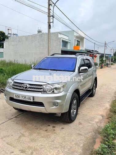 Toyota Fortuner 2009 Tự động Bạc