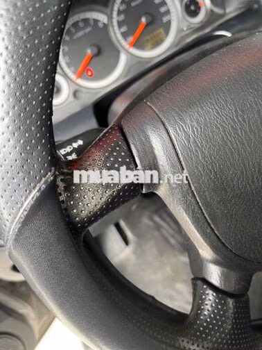 Ford Escape XLS Xám 5 chỗ