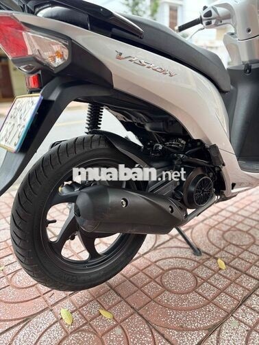 Honda Vision 217 Bạc Zin chất Sơn mới