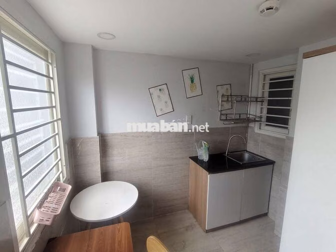 Cho thuê phòng trọ có gác và ban công rộng