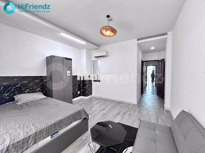 Phòng thang máy đầy đủ nội thất có bếp riêng gần đh y dược, ueh, mở