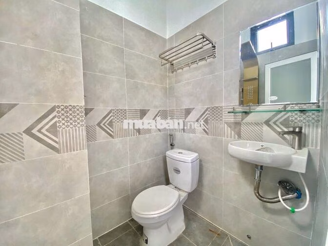 CHO THUÊ NHÀ 3 TẦNG 4PN 3WC, LIÊN KHU 5-6, BÌNH TÂN, GIÁ 9TR/THÁNG
