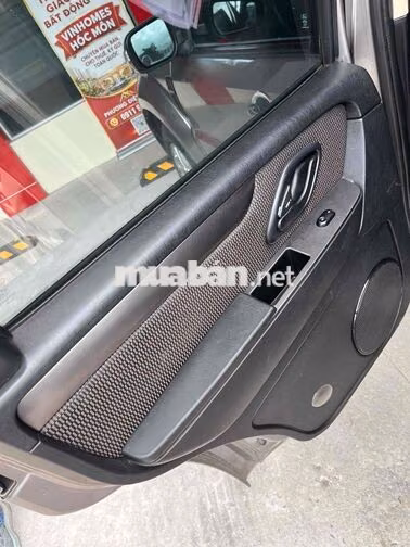 Ford Escape XLS Xám 5 chỗ
