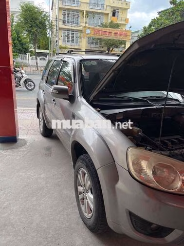 Ford Escape XLS Xám 5 chỗ